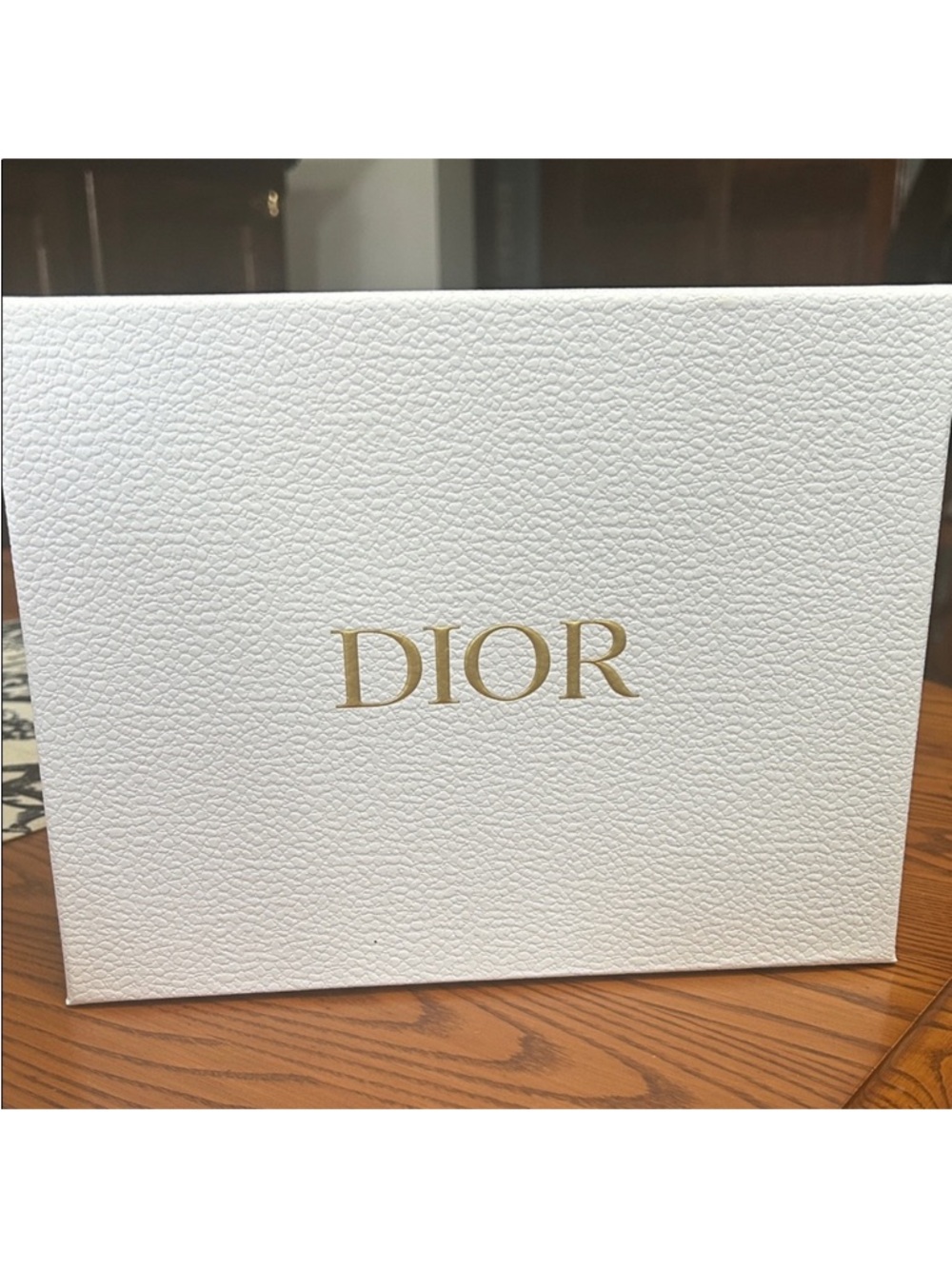 Dior Beauty Lady Dior Mini Bag, white and gold baroque print - Picture 8 of 8